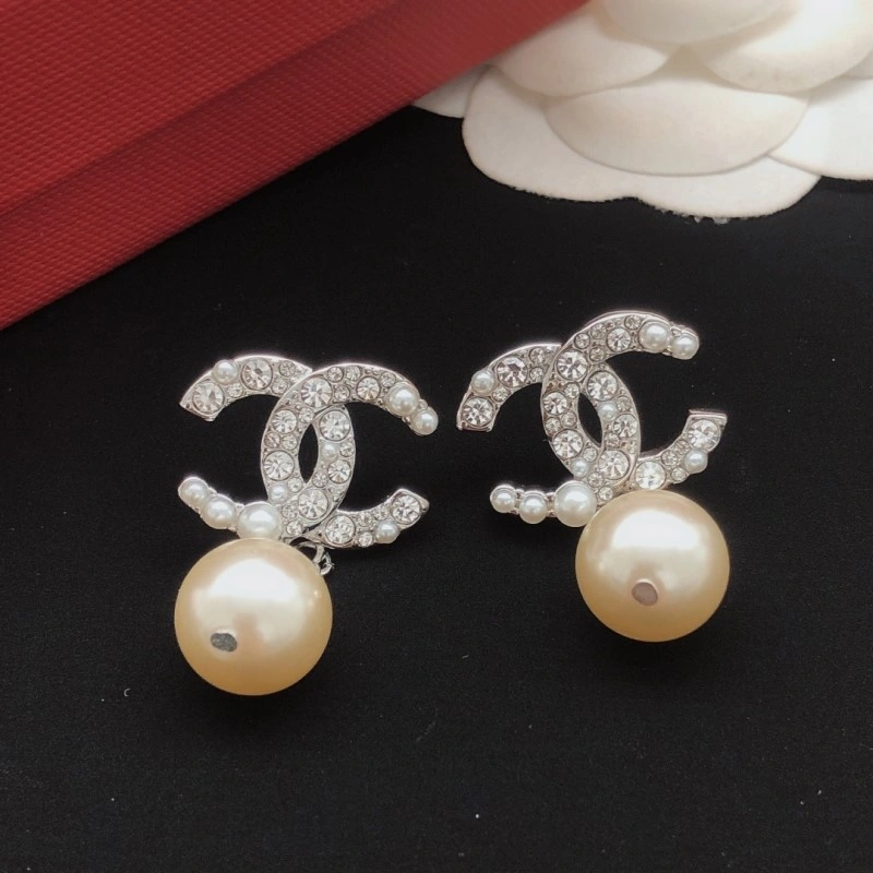 Durable Chanel Earrings 219393