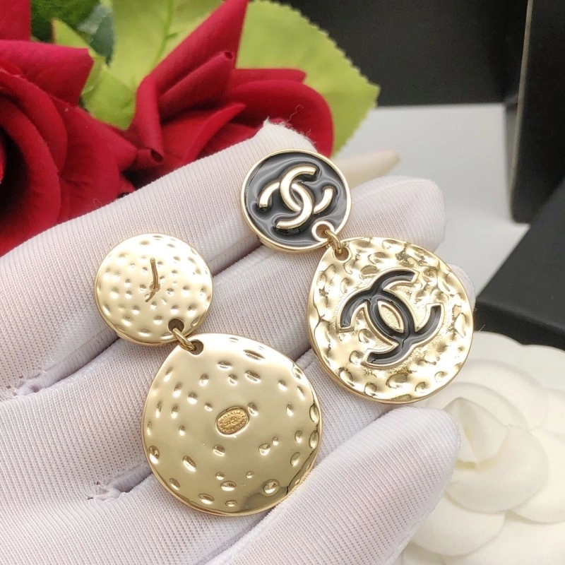 Chanel Earrings Fashionable 219399