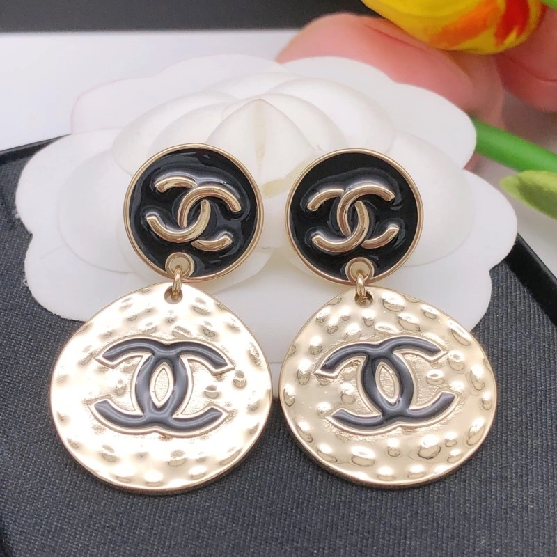 Chanel Earrings Fashionable 219399