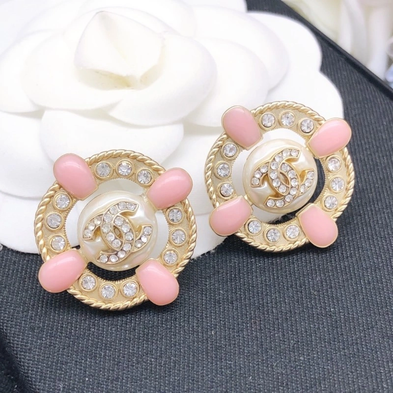 Lightweight Chanel Earrings 219454