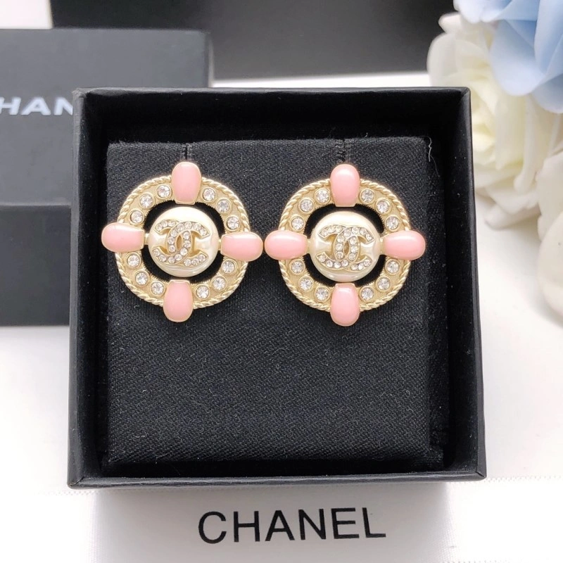 Lightweight Chanel Earrings 219454