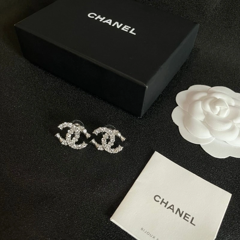 SmartChoice Chanel Earrings 219375