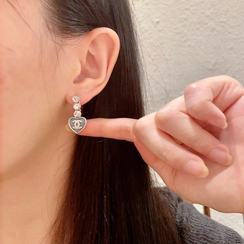 Chanel Earrings SmoothTexture 219372