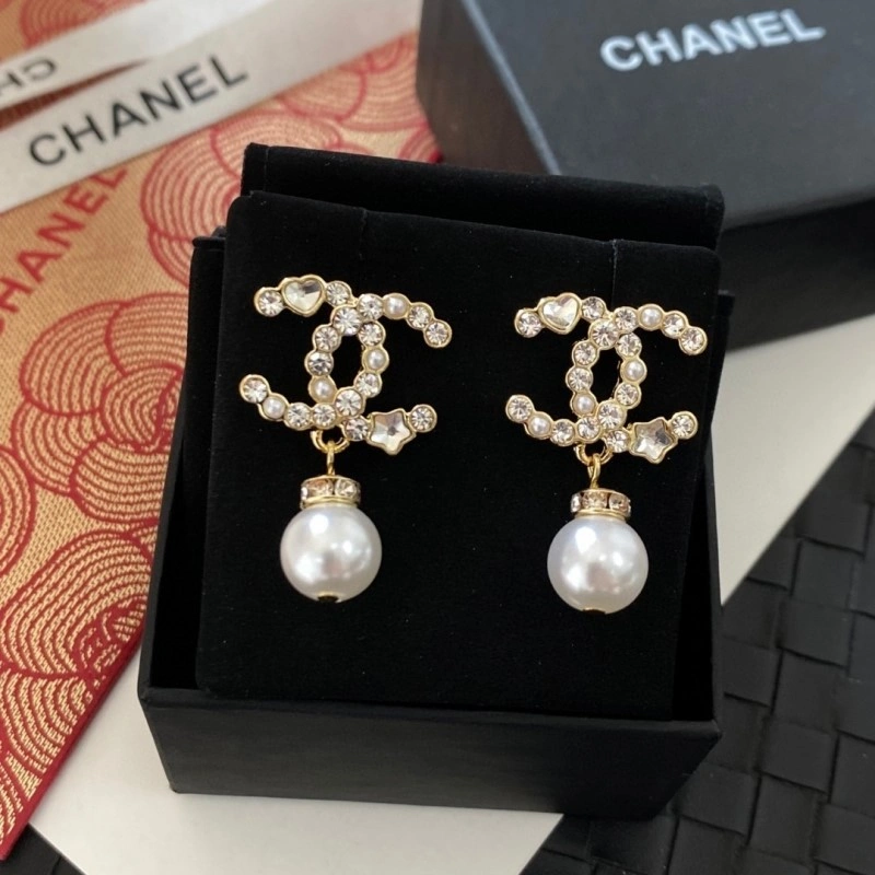 Chanel Earrings Lightweight 219344