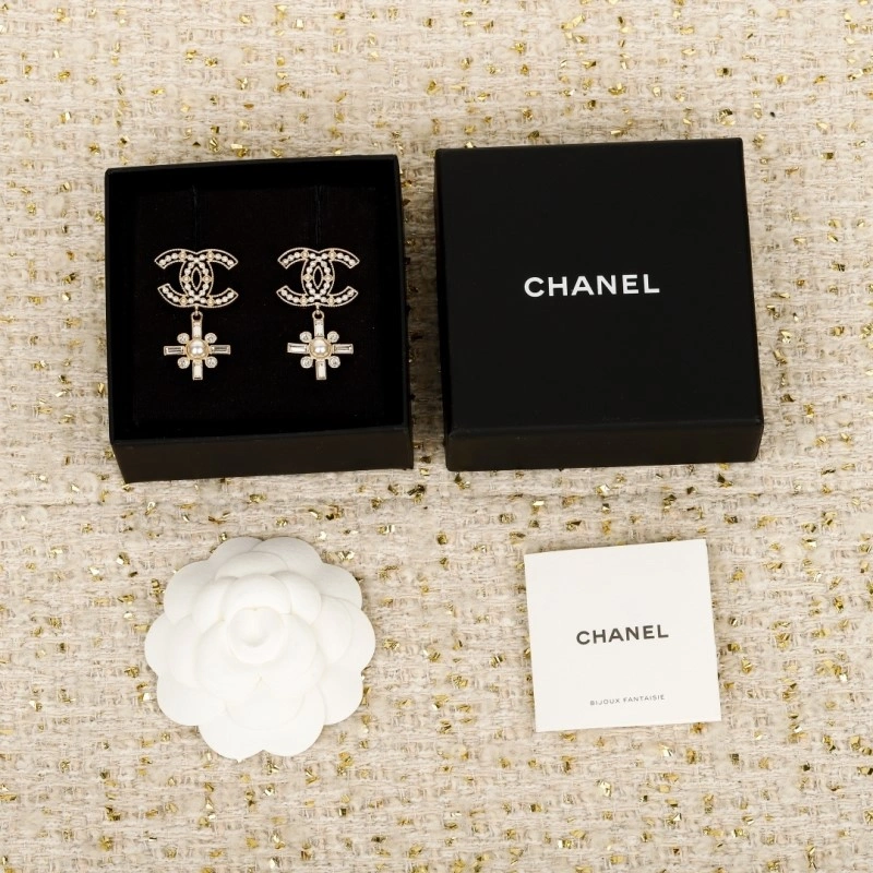 Chanel Earrings Refined 219337