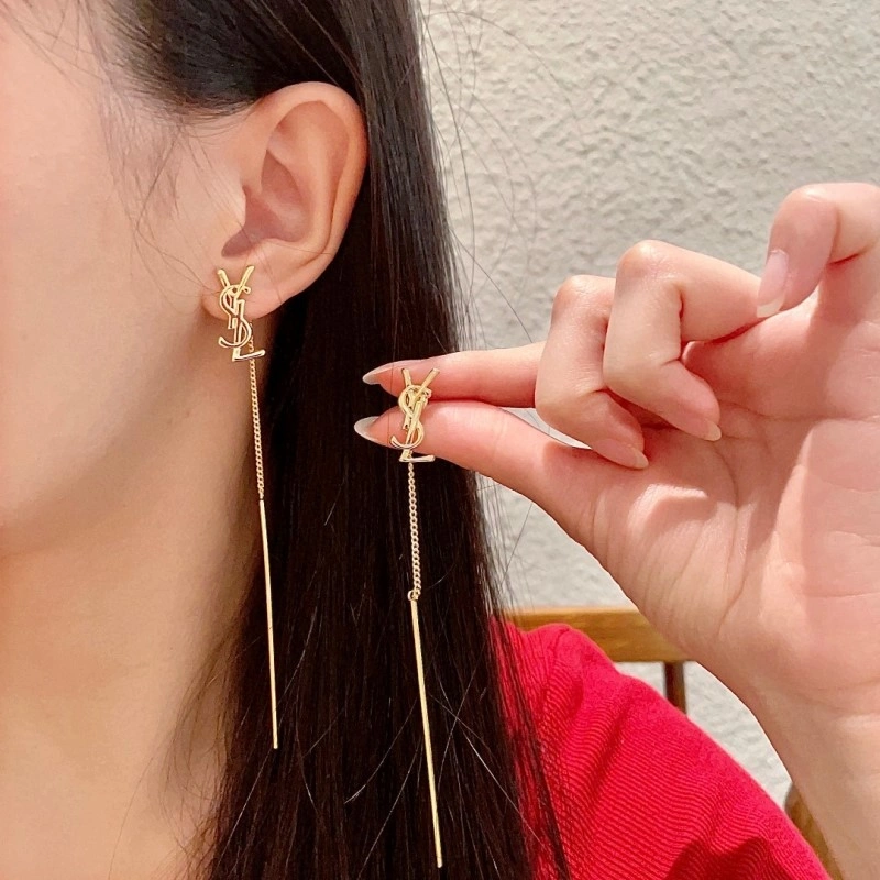 Chanel Earrings Youthful 219364