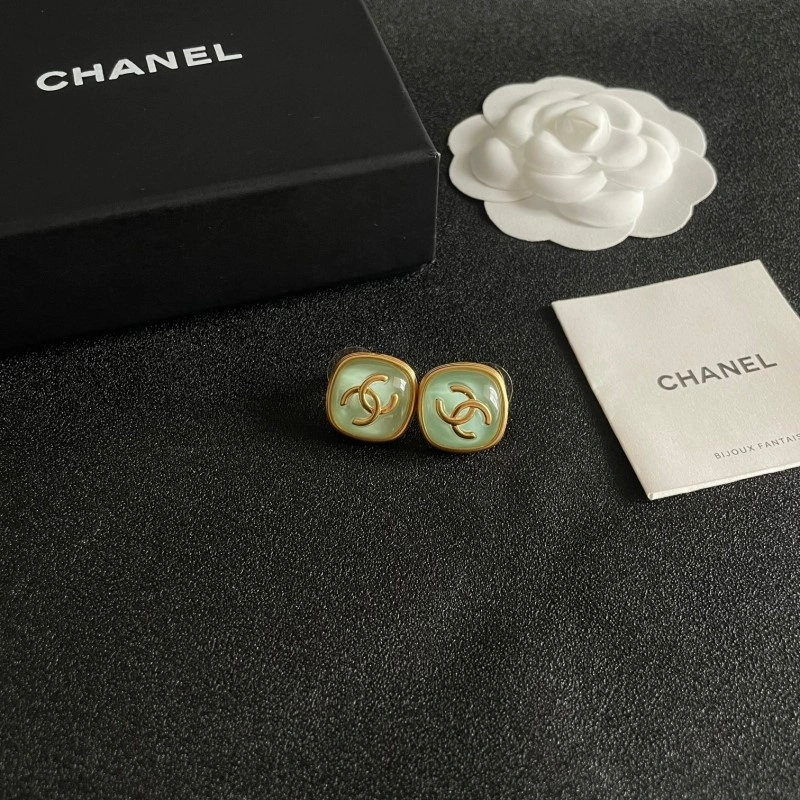 Chanel Earrings Fashionable 219326