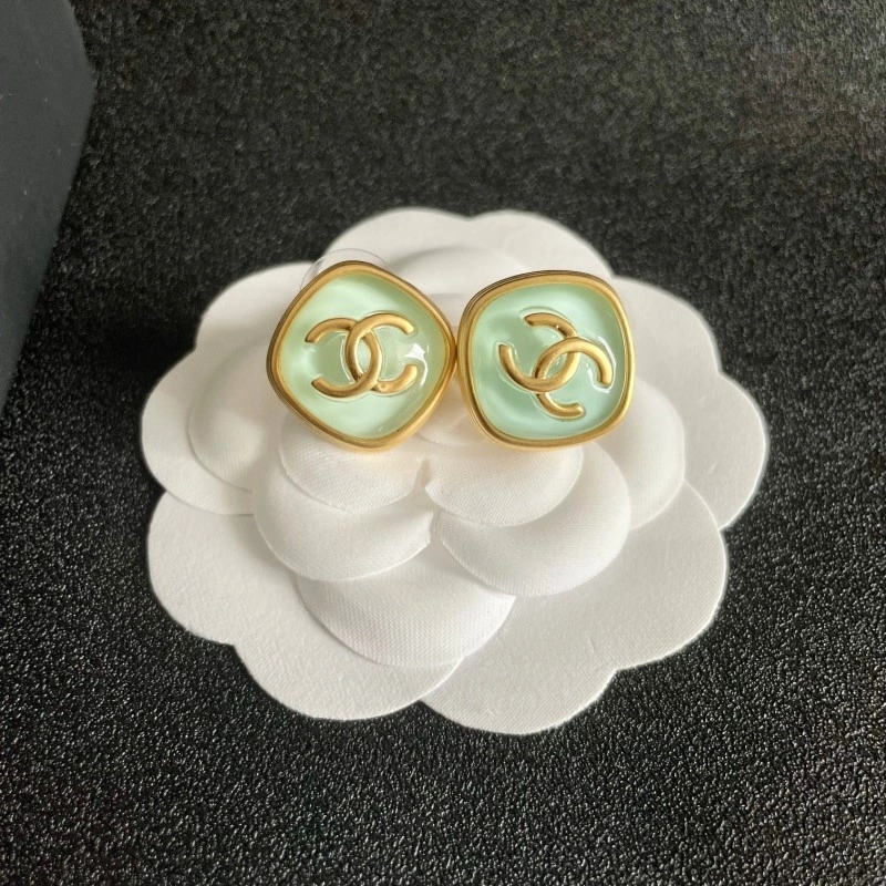 Chanel Earrings Fashionable 219326