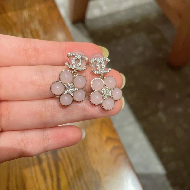 Snug Chanel Earrings 219317