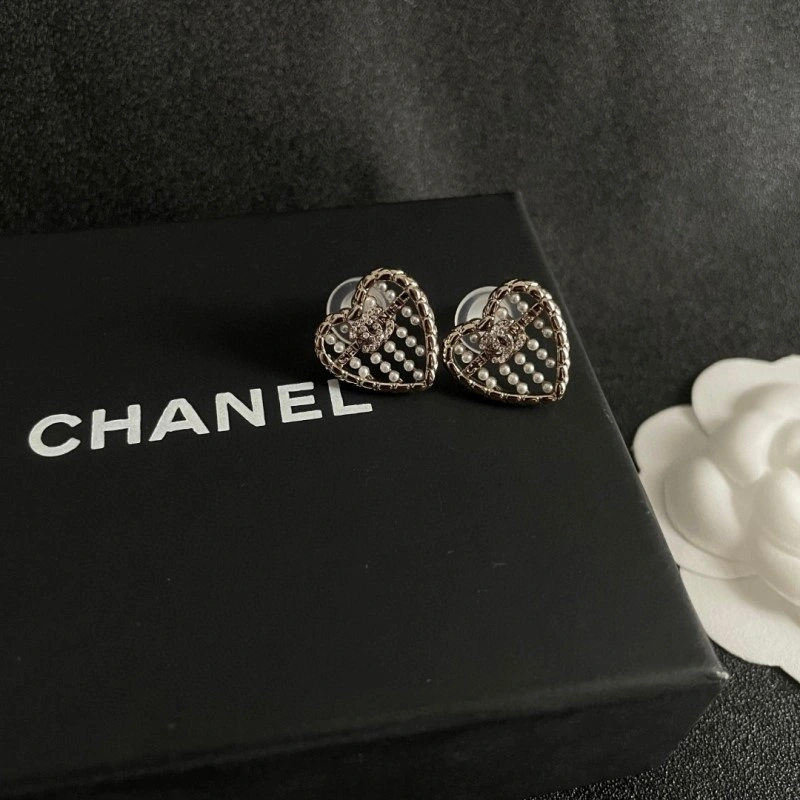 Chanel Earrings Resilient 219321
