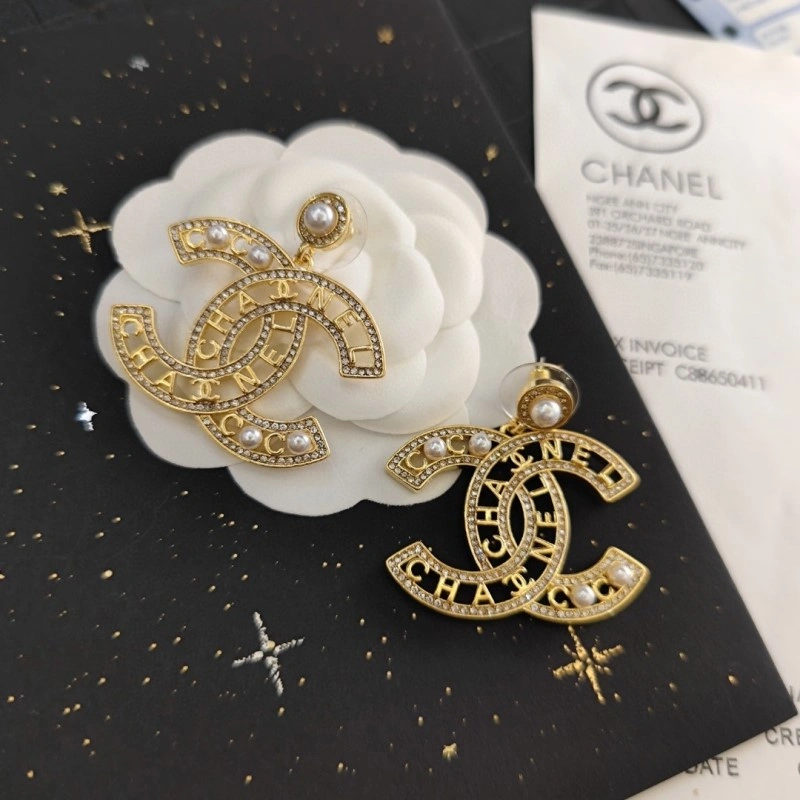 Versatile Chanel Earrings 219296