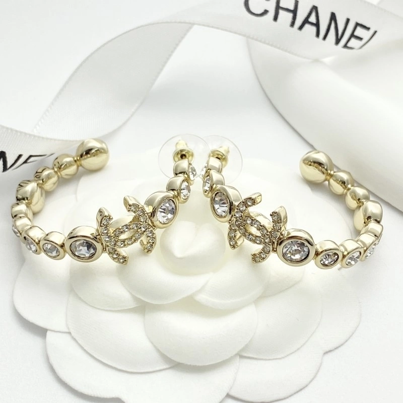 Chanel Earrings HighPerformance 219280