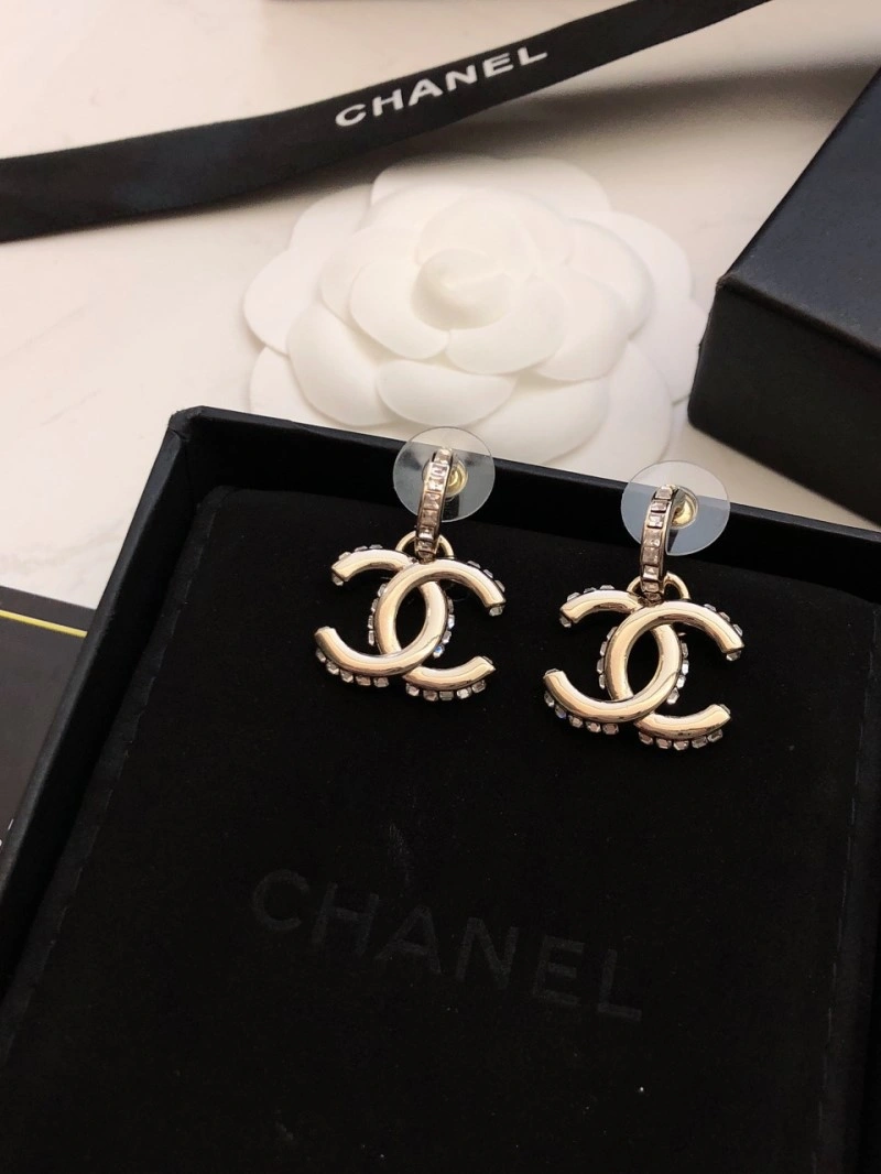 Supportive Chanel Earrings 219274