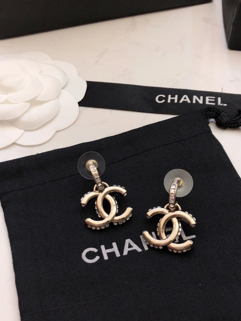 Supportive Chanel Earrings 219274