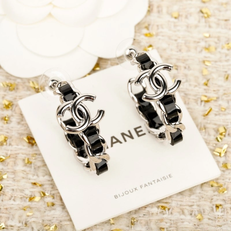 Chanel Earrings Compact 219263