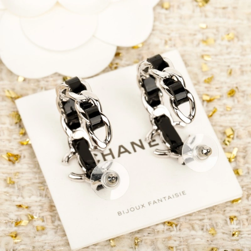 Chanel Earrings Compact 219263