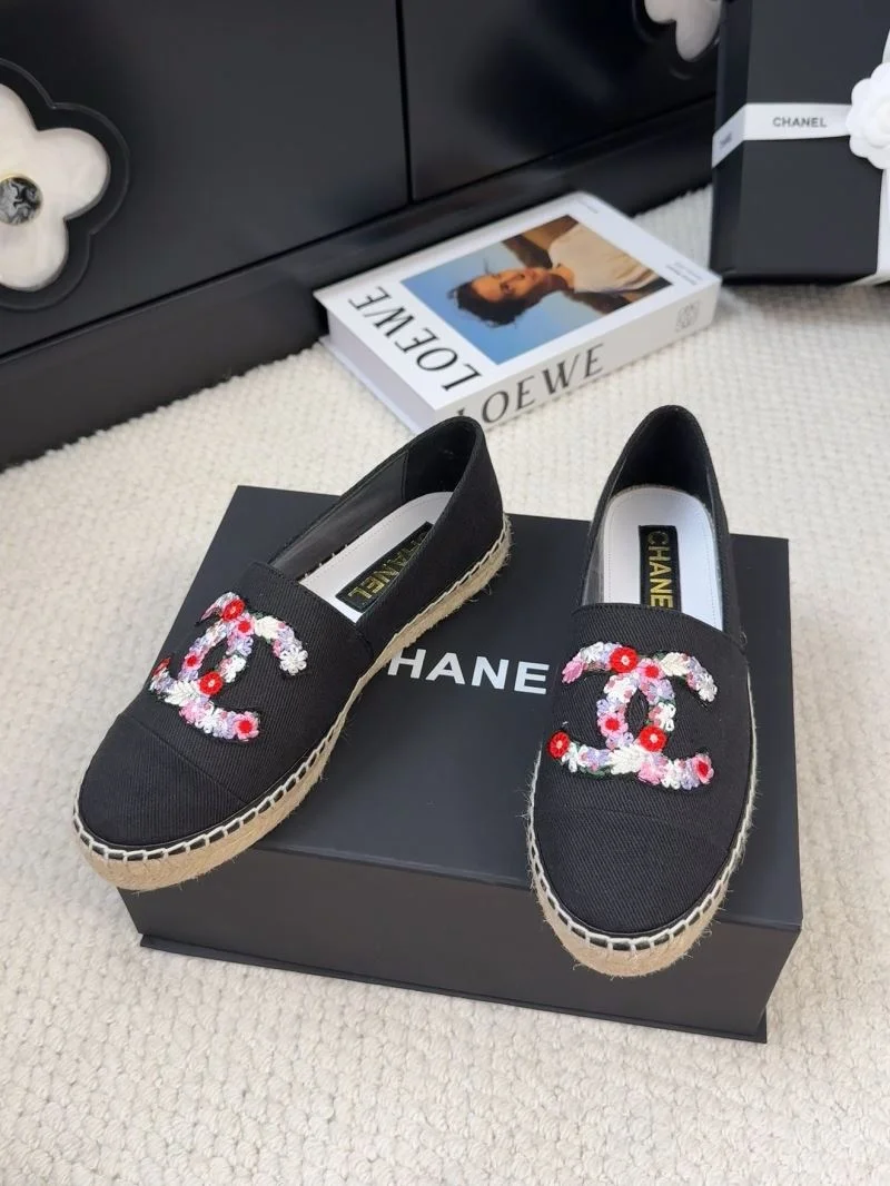 Bold Chanel Fishermans Shoes 19484