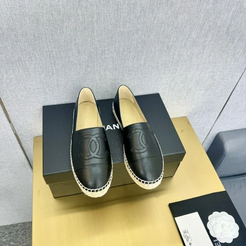 Chic Chanel Fishermans Shoes 19376