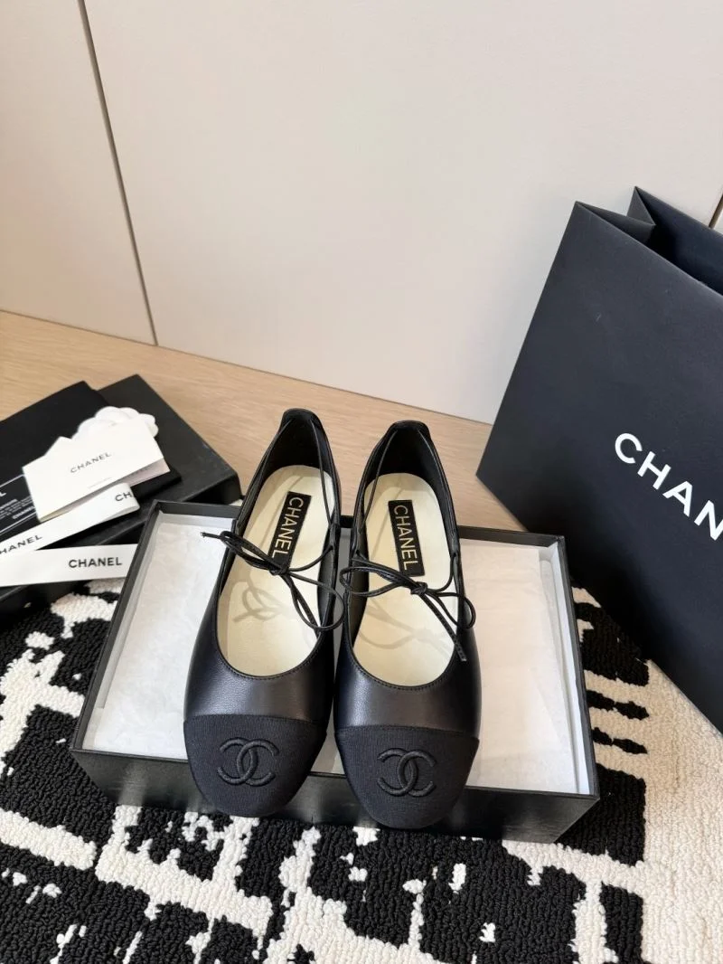 Chanel Flat Shoes Refined 20333