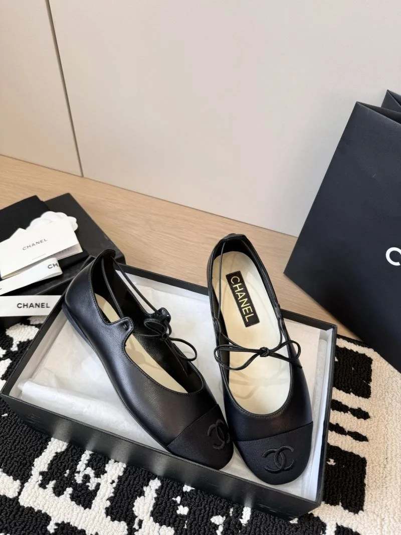 Chanel Flat Shoes Refined 20333