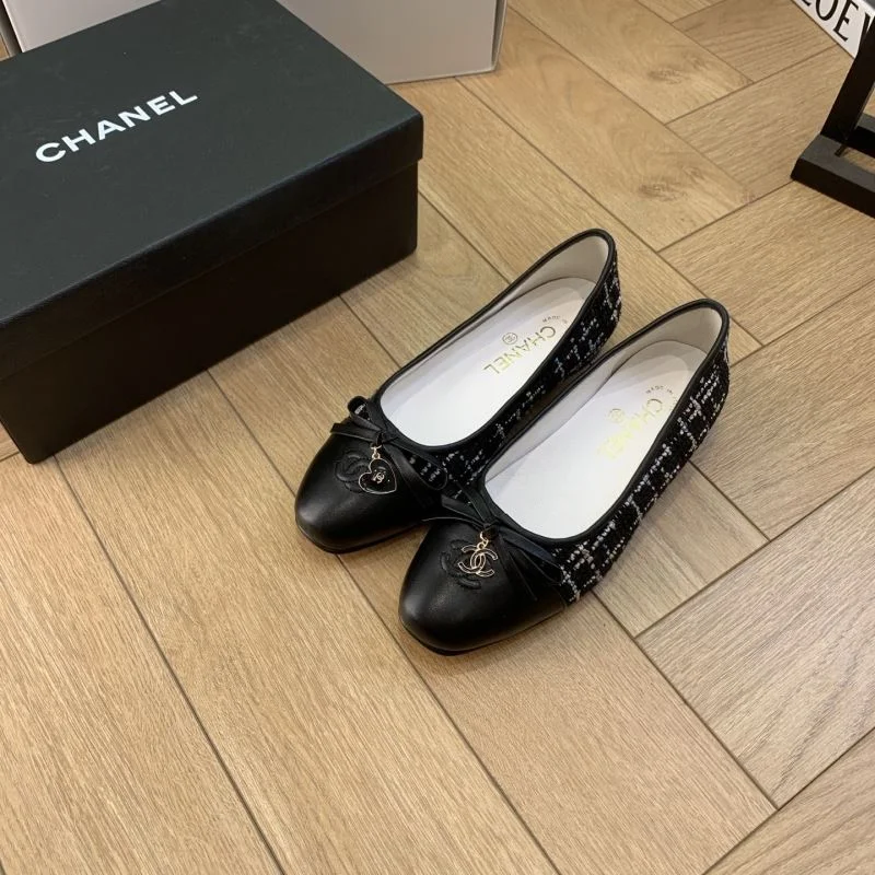 Chanel Flat Shoes Chic 19400