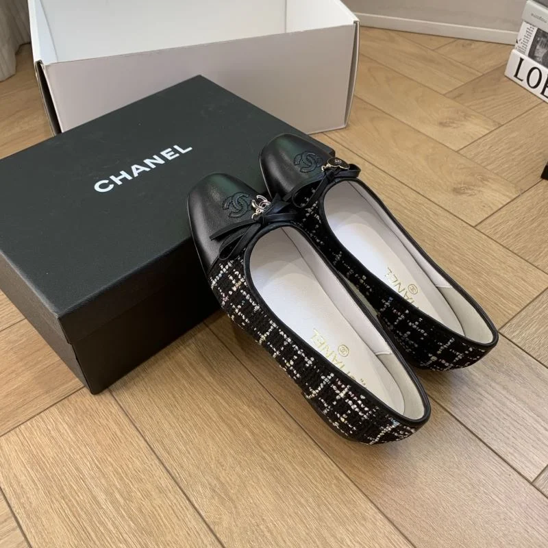 Chanel Flat Shoes Chic 19400