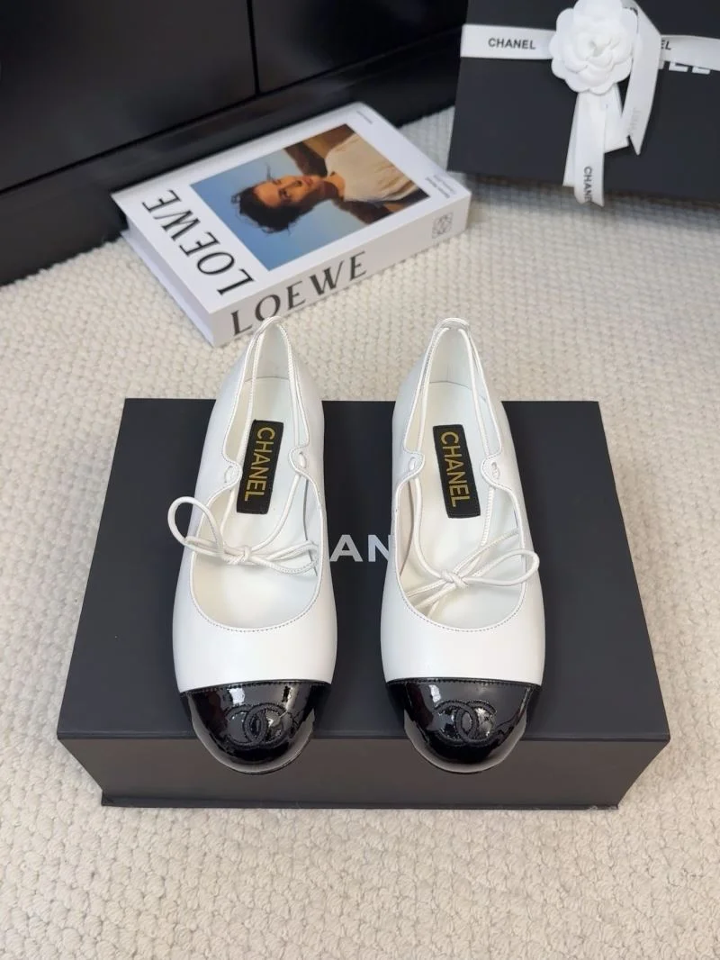 Chanel Flat Shoes EasyCare 19341