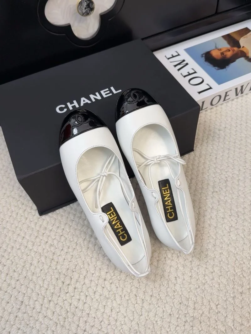 Chanel Flat Shoes EasyCare 19341