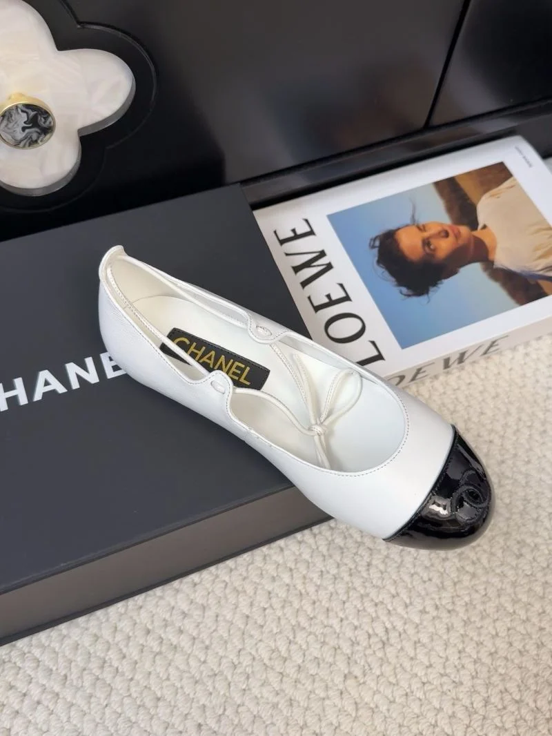 Chanel Flat Shoes EasyCare 19341