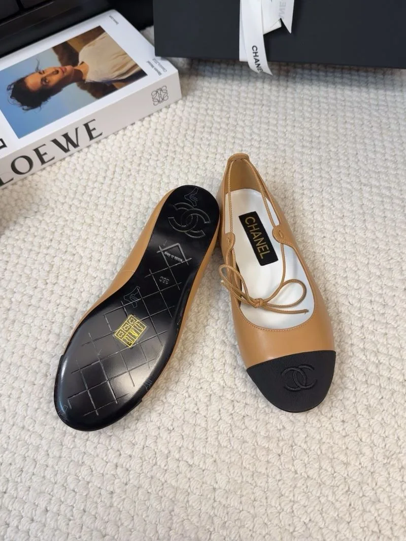 Flexible Chanel Flat Shoes 19395