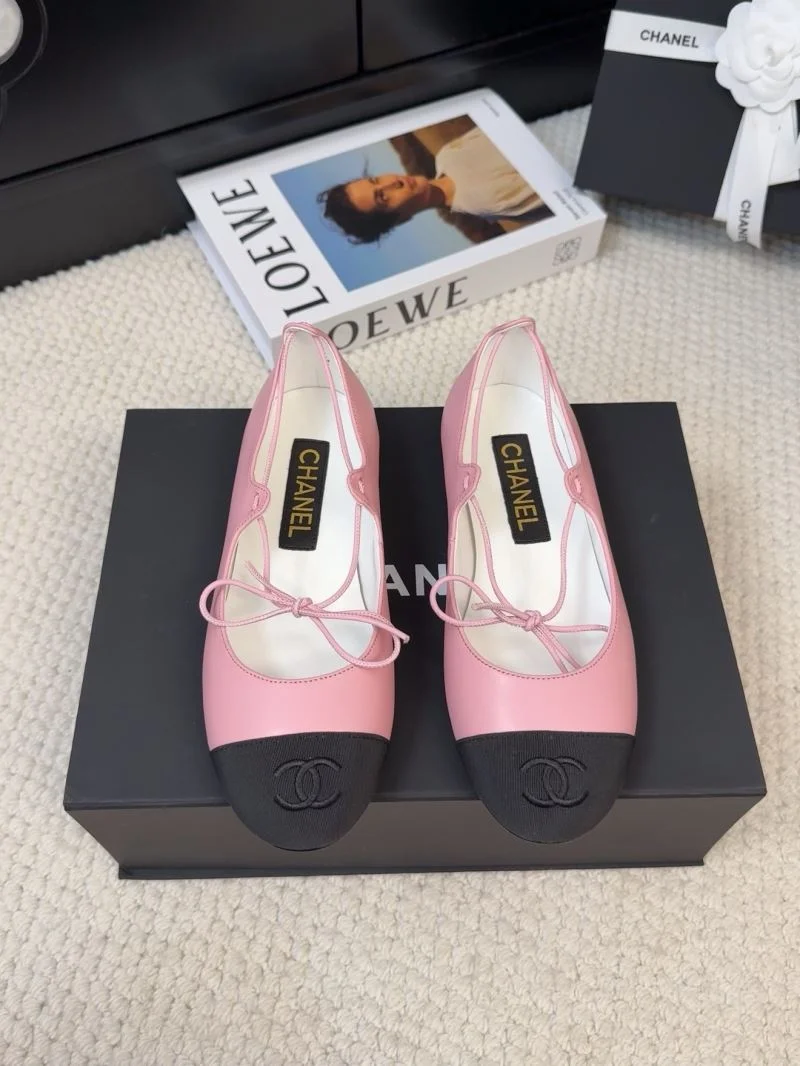 Chanel Flat Shoes FashionForward 19319