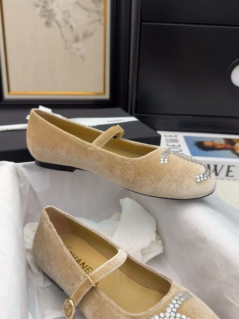 Chanel Flat Shoes Durable 19397