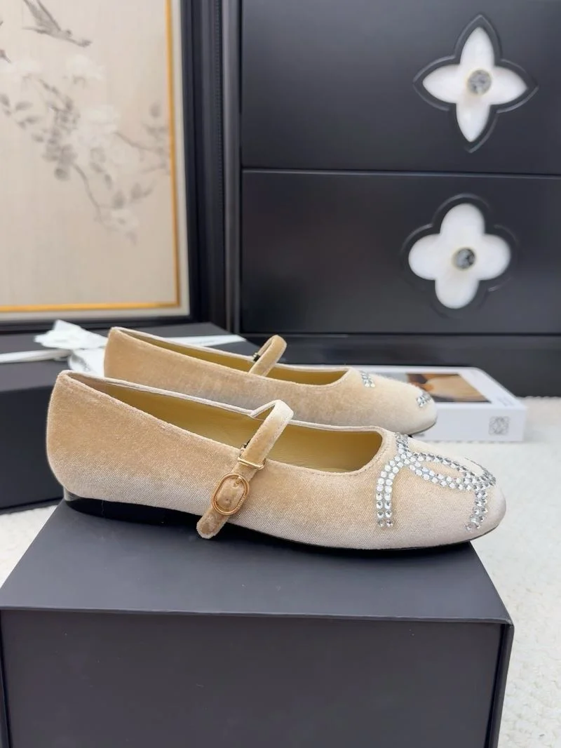 Chanel Flat Shoes Durable 19397