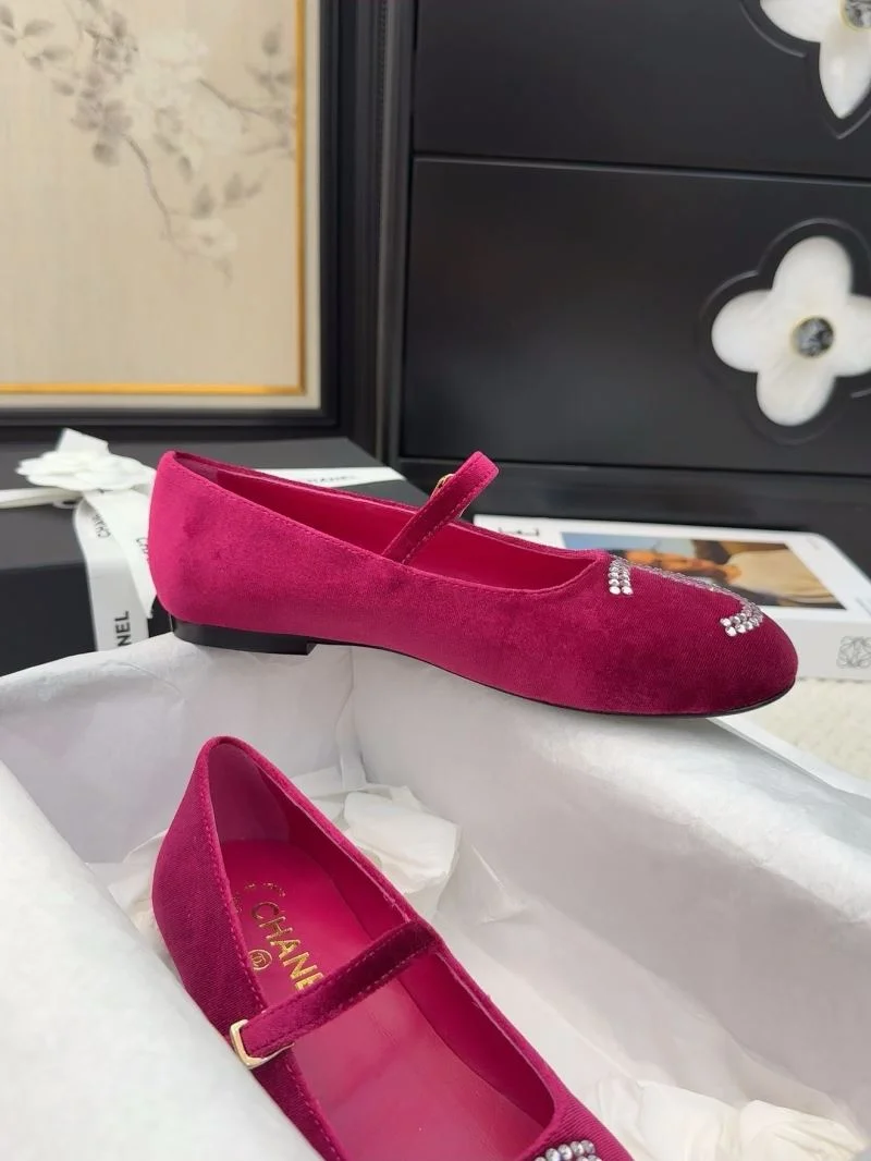 Chanel Flat Shoes TimelessDesign 19323