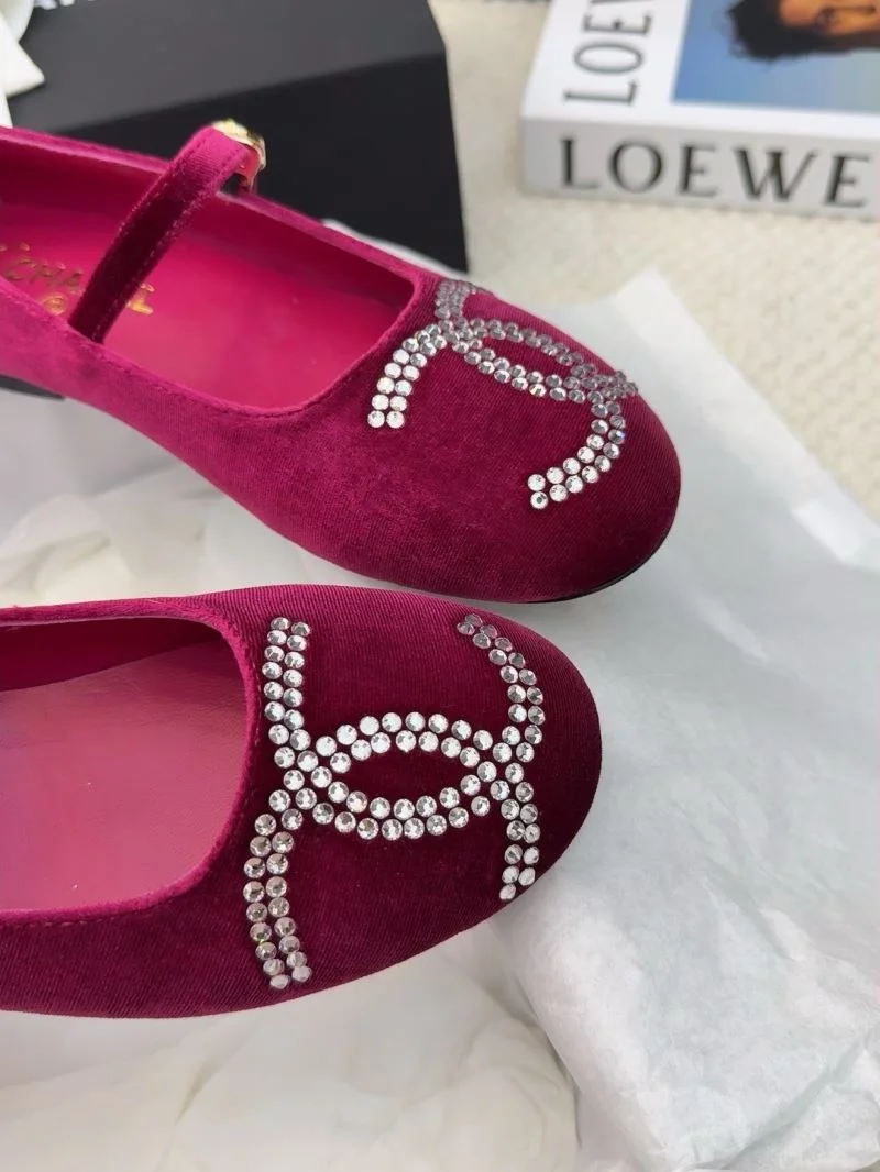 Chanel Flat Shoes TimelessDesign 19323