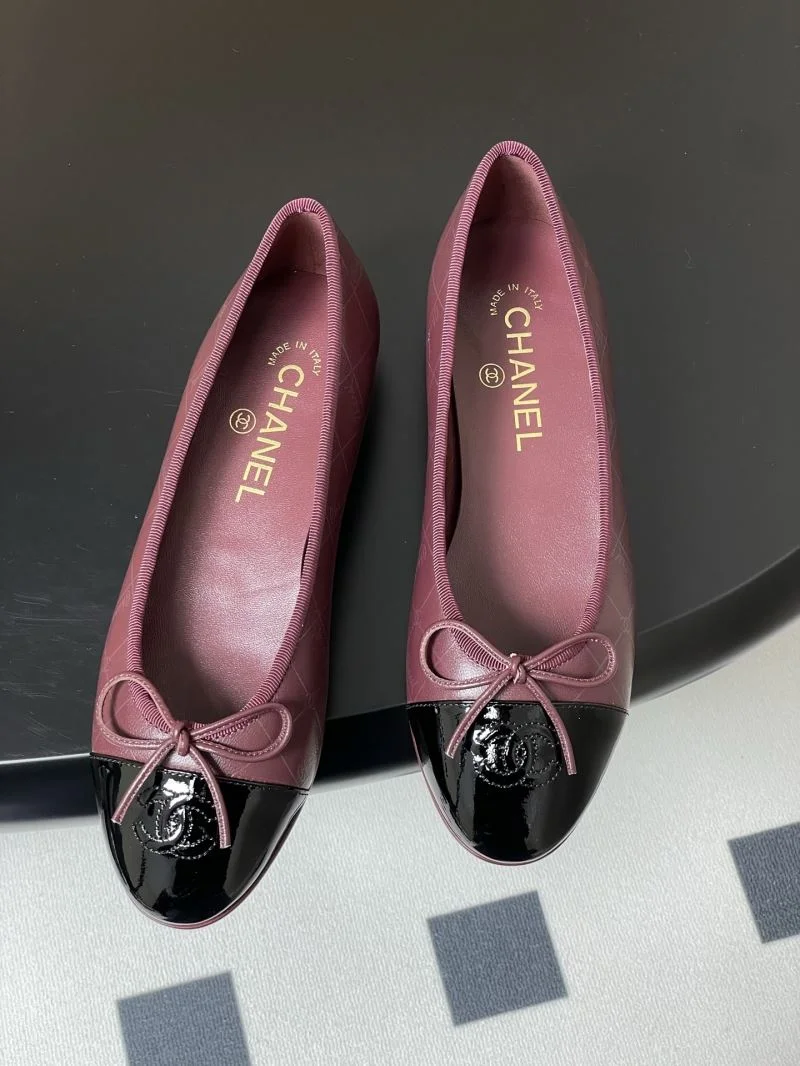 Seasonal Chanel Flat Shoes 19394