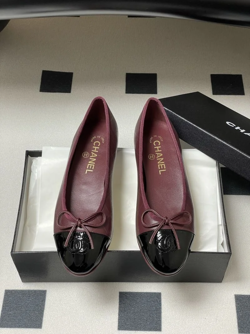 Seasonal Chanel Flat Shoes 19394