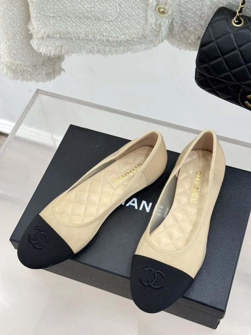 Chanel Flat Shoes Reliable 19322