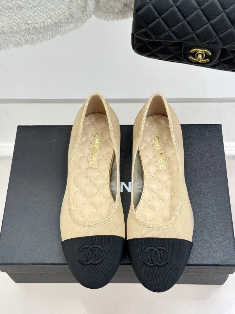 Chanel Flat Shoes Reliable 19322