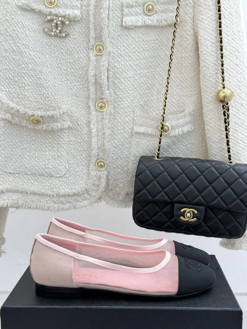 Comfortable Chanel Flat Shoes 19309