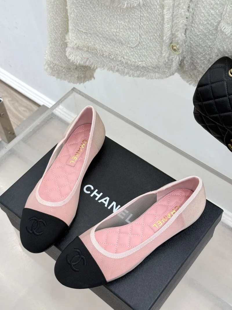 Comfortable Chanel Flat Shoes 19309
