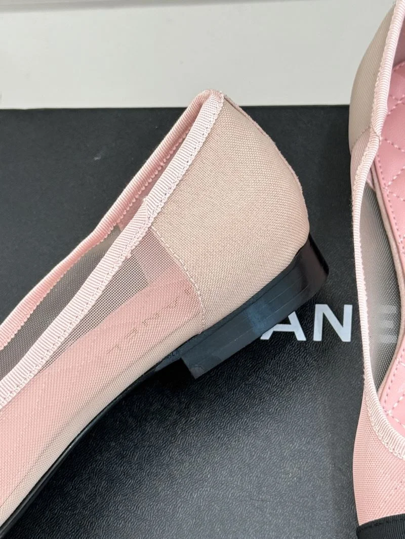 Comfortable Chanel Flat Shoes 19309