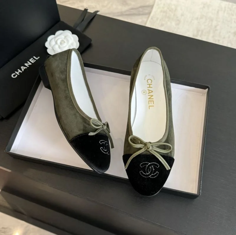 UrbanChic Chanel Flat Shoes 18312