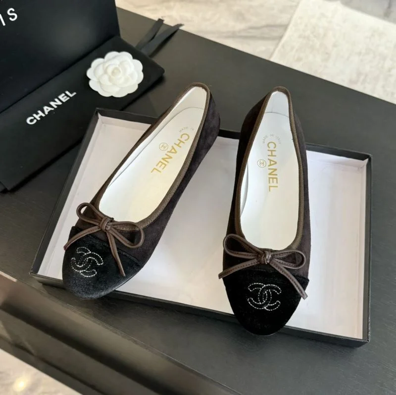 Chanel Flat Shoes Supportive 18296