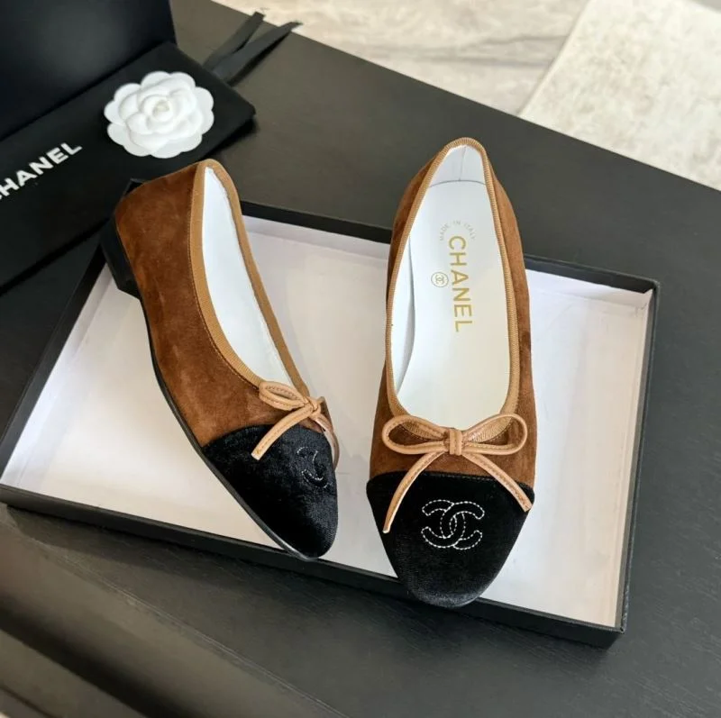 TechFriendly Chanel Flat Shoes 18370