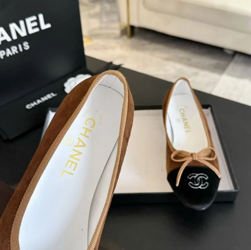 TechFriendly Chanel Flat Shoes 18370