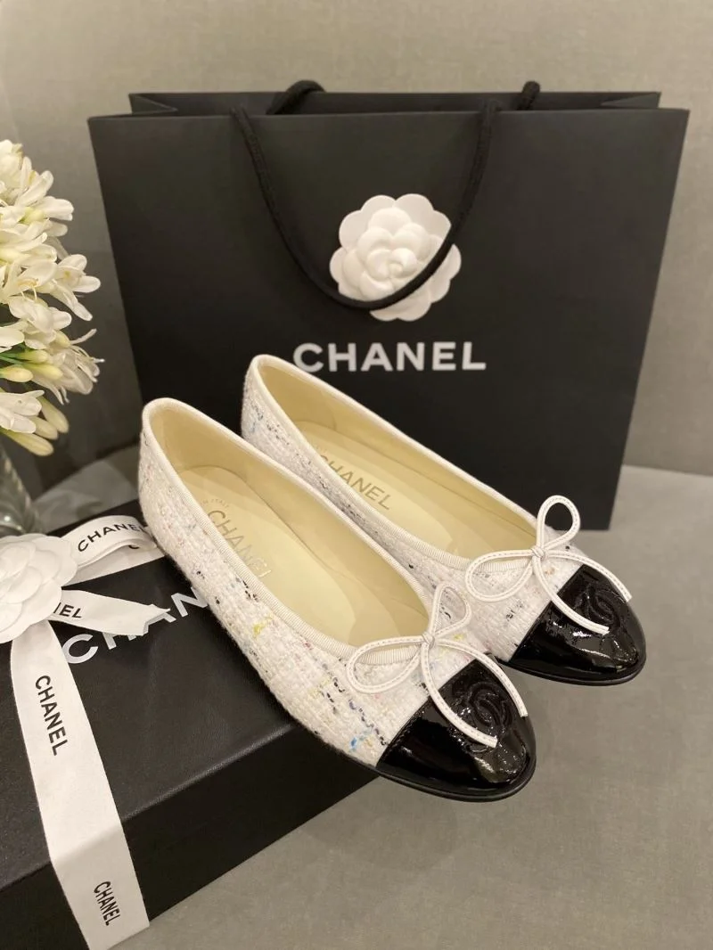 Comfortable Chanel Flat Shoes 18265