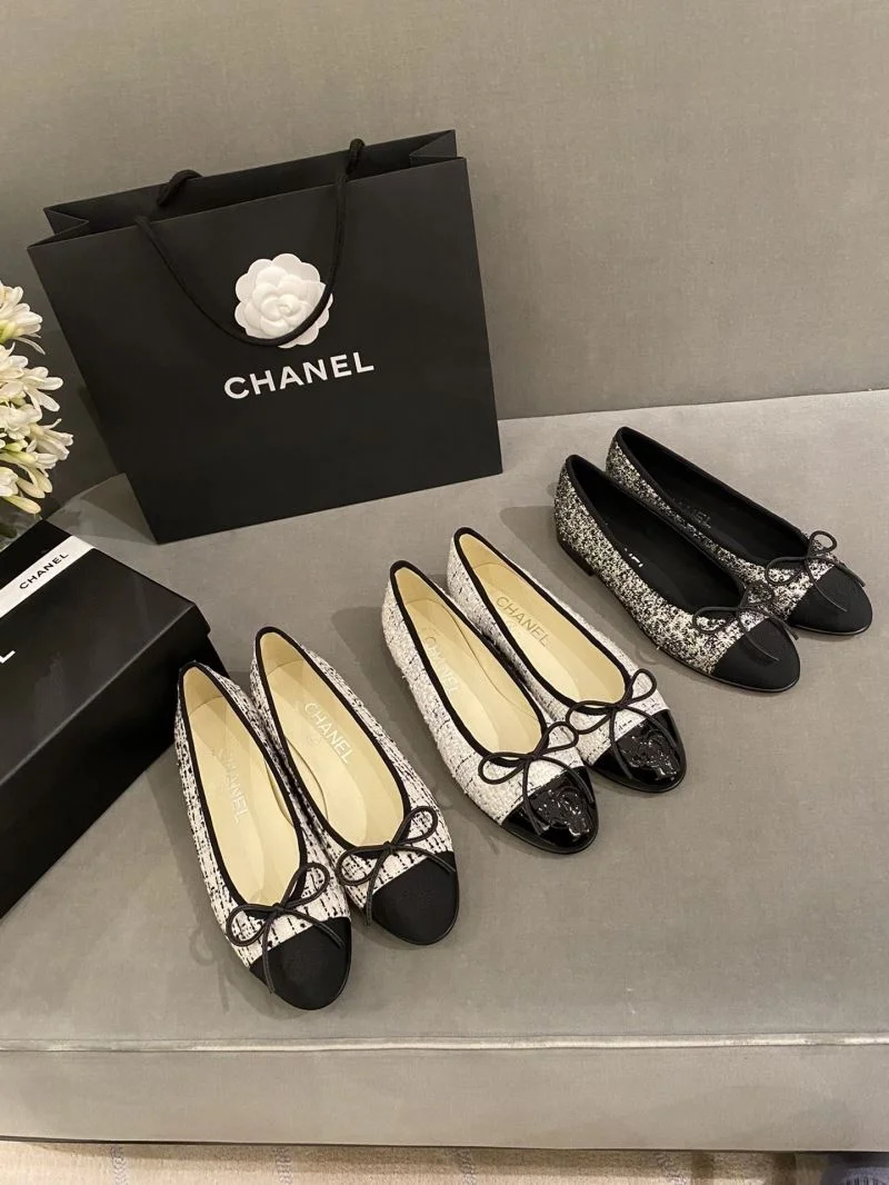 Practical Chanel Flat Shoes 18281