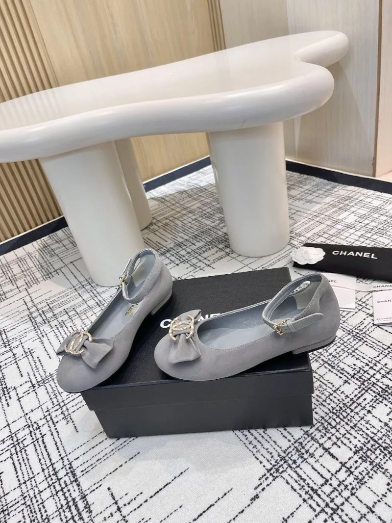 Chanel Flat Shoes WeatherProof 18261