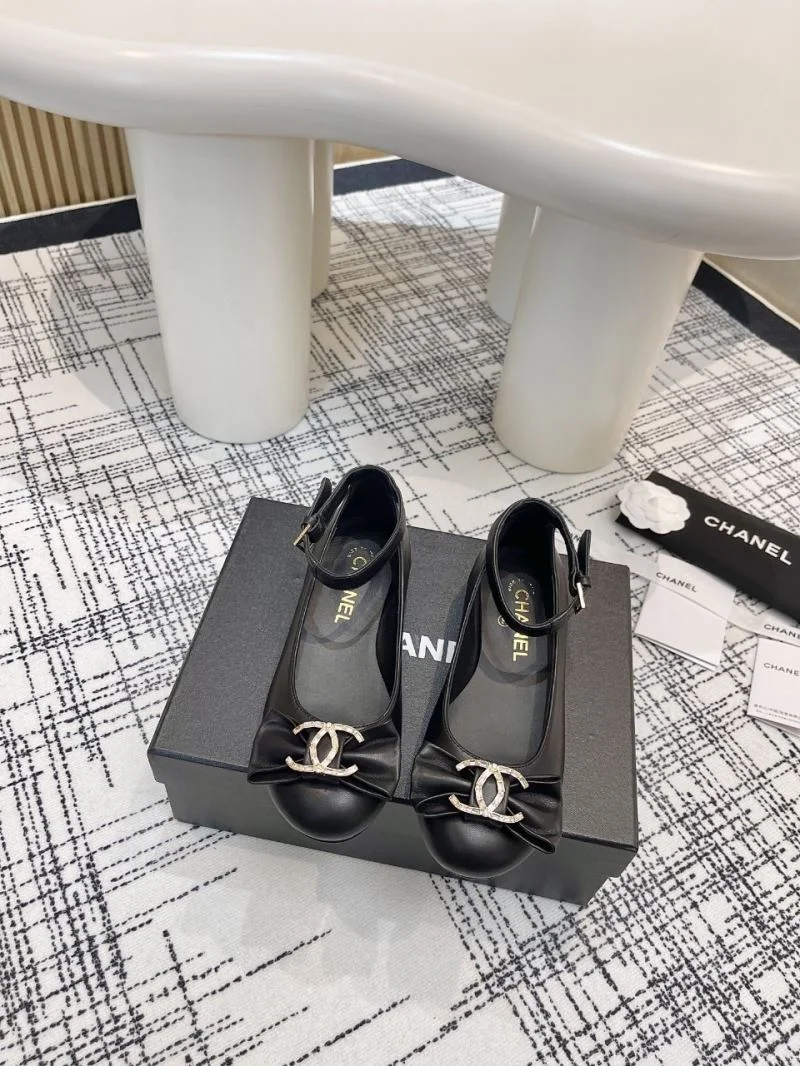 Lightweight Chanel Flat Shoes 18260